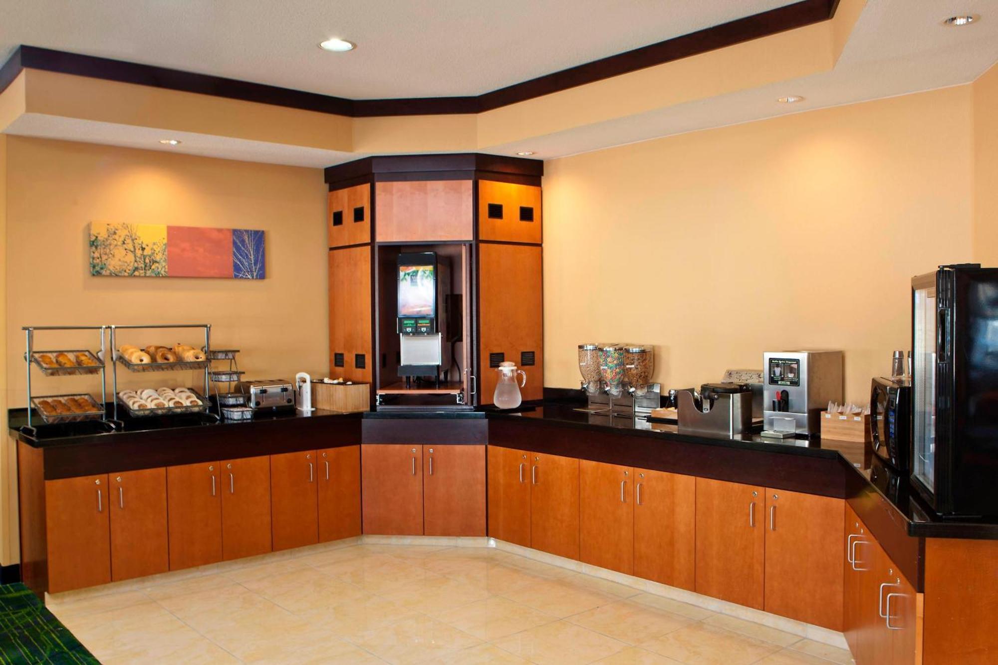 Fairfield Inn & Suites By Marriott Champaign Extérieur photo
