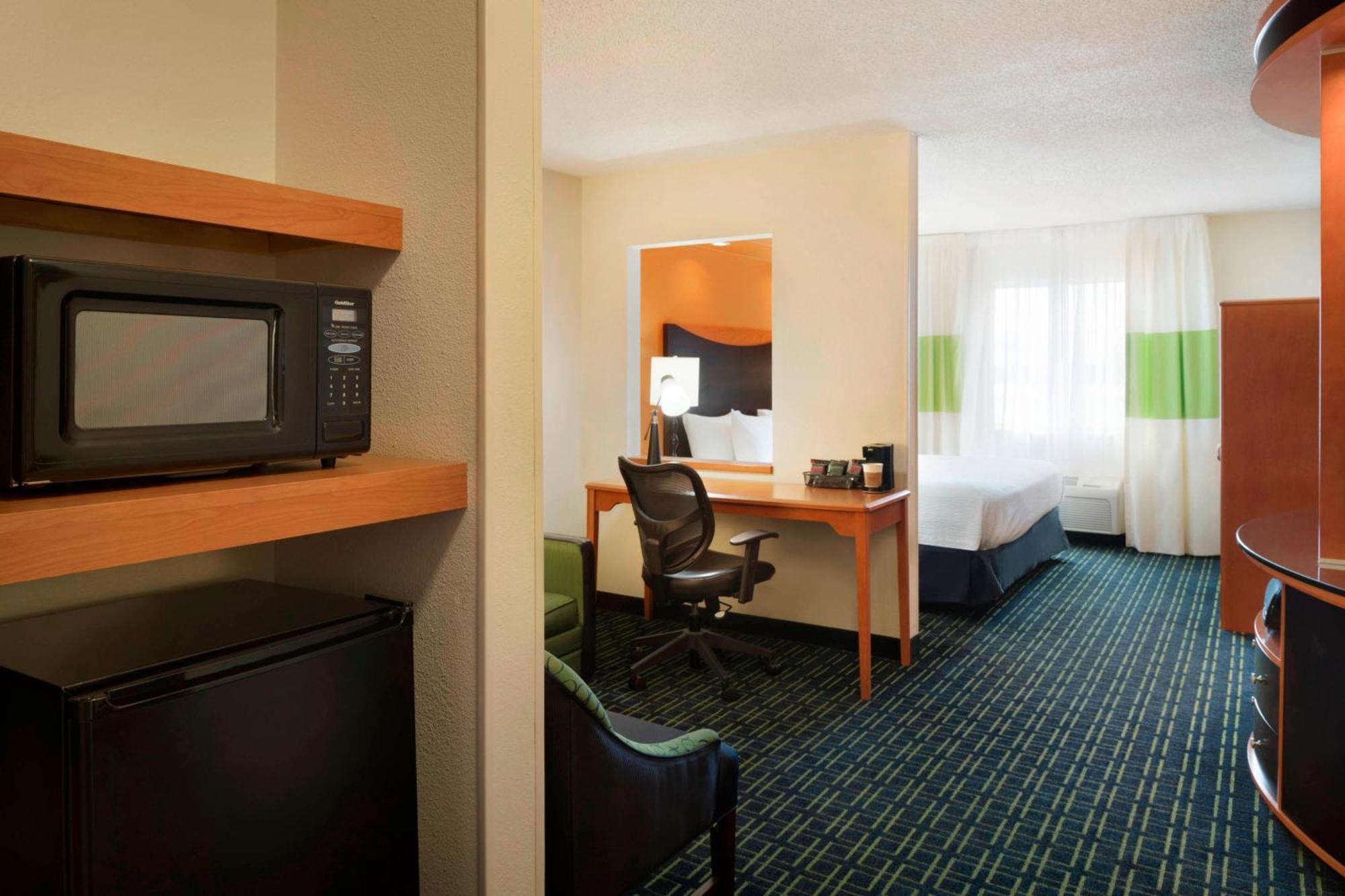 Fairfield Inn & Suites By Marriott Champaign Extérieur photo
