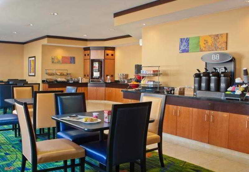 Fairfield Inn & Suites By Marriott Champaign Extérieur photo