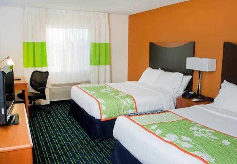 Fairfield Inn & Suites By Marriott Champaign Extérieur photo